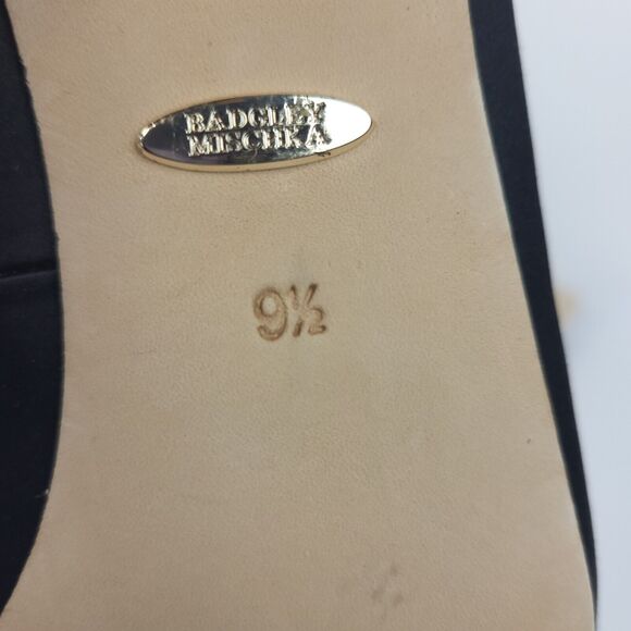 Badgley Mischka Cher Crystal Embellished Pumps Size 9.5 - Picture 10 of 13